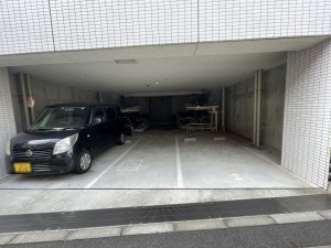 江東区北砂、マンションの駐車場画像です