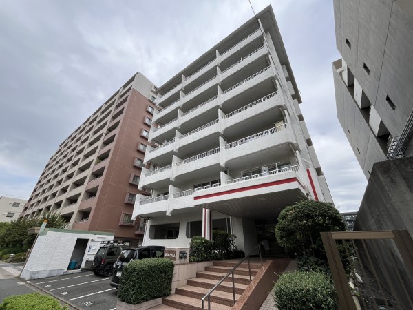 江東区東陽、マンションの外観画像です