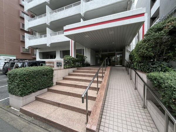 江東区東陽、マンションのエントランス画像です