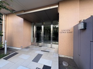 江東区大島、マンションのエントランス画像です