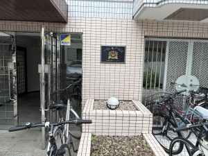 江東区亀戸、マンションのエントランス画像です