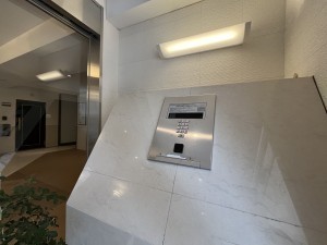 江東区東陽、マンションのエントランス画像です