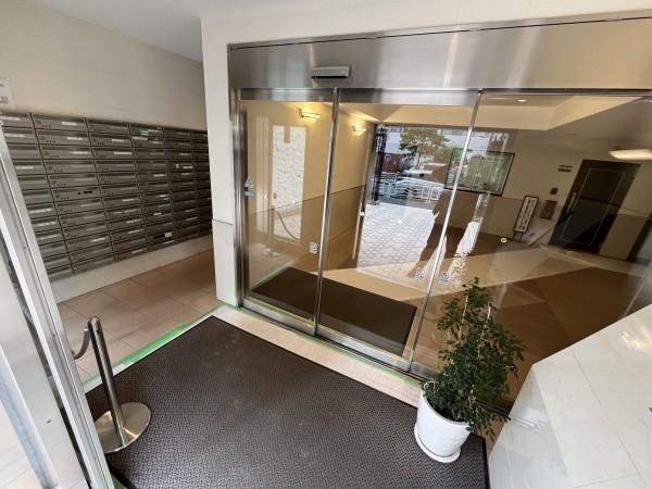 江東区東陽、マンションのエントランス画像です