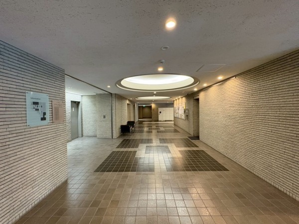 江東区南砂、マンションのエントランス画像です