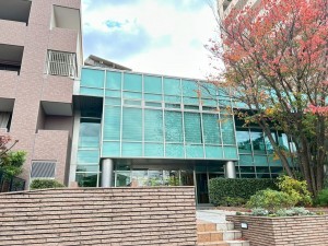 江東区大島、マンションのエントランス画像です