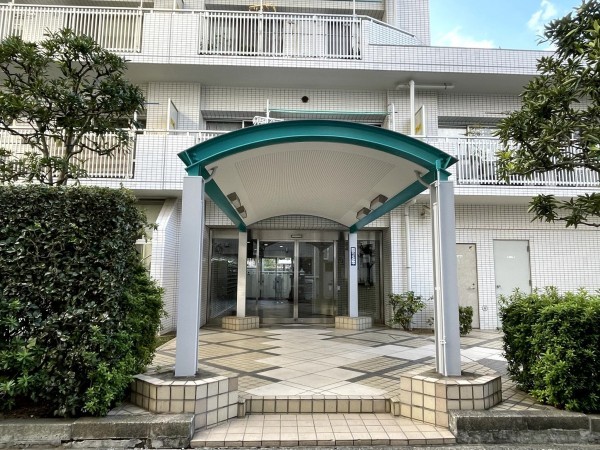 江東区東砂、マンションのエントランス画像です