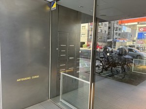 江東区大島、マンションのエントランス画像です