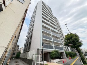 江東区北砂、マンションの外観画像です