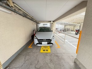江東区亀戸、マンションの駐車場画像です