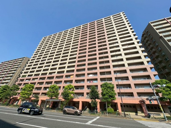 江東区大島、マンションの外観画像です