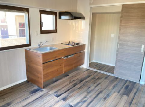 江東区扇橋、マンションのキッチン画像です