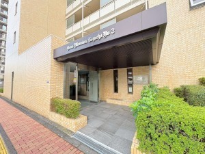 江東区南砂、マンションのエントランス画像です