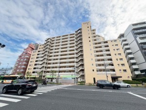 江東区南砂、マンションの外観画像です