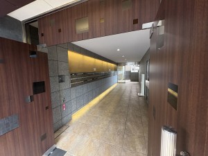 江東区南砂、マンションのエントランス画像です