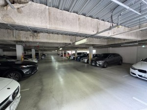 江東区猿江、マンションの駐車場画像です