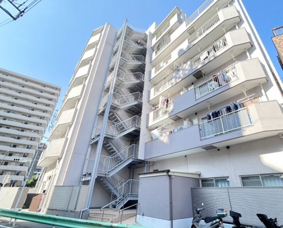 江東区北砂、マンションの外観画像です