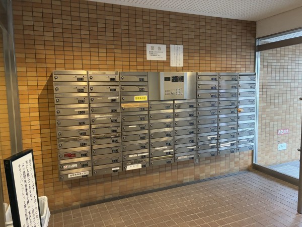 江東区亀戸、マンションのエントランス画像です