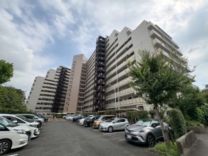 江東区南砂、マンションの外観画像です