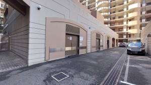 江東区東砂、マンションの駐車場画像です