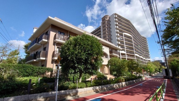 江東区東砂、マンションの外観画像です