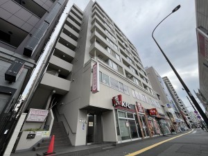 江東区東陽、マンションの外観画像です