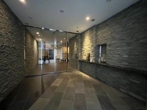 江東区東陽、マンションのエントランス画像です