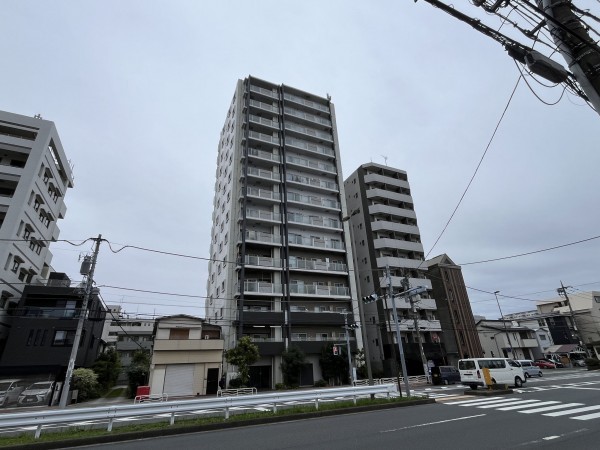 江東区東陽、マンションの外観画像です