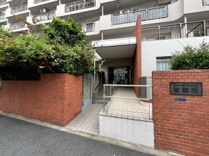 江東区東陽、マンションのエントランス画像です