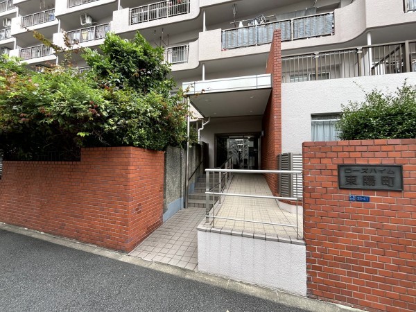 江東区東陽、マンションのエントランス画像です
