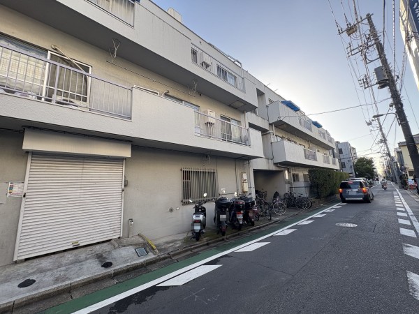 江東区大島、マンションの外観画像です