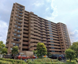 江東区亀戸、マンションの外観画像です