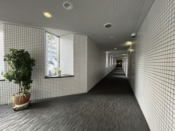 江東区東砂、収益物件/住宅付店舗のエントランス画像です