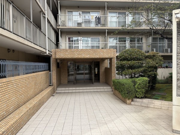 江東区南砂、マンションのエントランス画像です