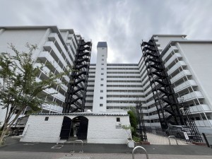 江東区東陽、マンションの外観画像です