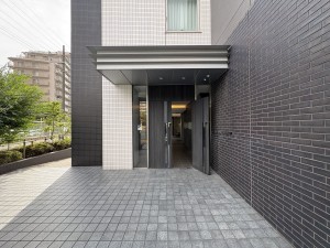 江東区南砂、マンションのエントランス画像です