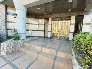 江東区東砂、マンションのエントランス画像です