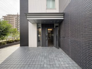 江東区南砂、マンションのエントランス画像です
