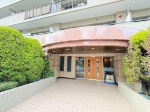 江東区東砂、マンションの外観画像です