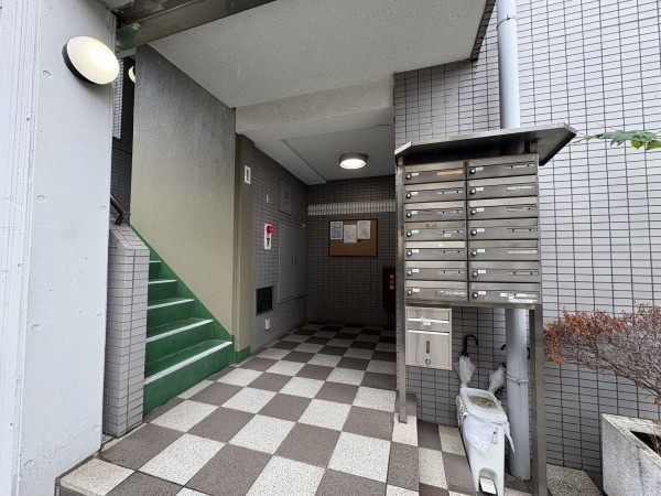 江東区亀戸、マンションのエントランス画像です