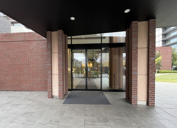 江東区東陽、マンションのエントランス画像です