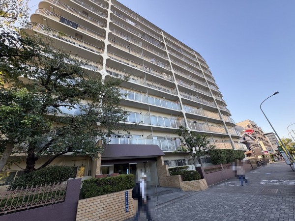 江東区大島、マンションの外観画像です