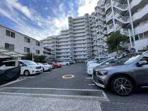 江東区東砂、マンションの駐車場画像です