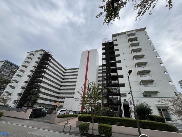 江東区東陽、マンションの外観画像です