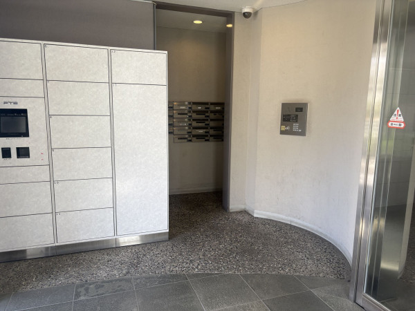 江東区猿江、マンションのエントランス画像です