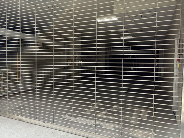 江東区亀戸、マンションの駐車場画像です