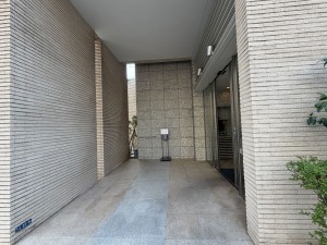 江東区南砂、マンションのエントランス画像です