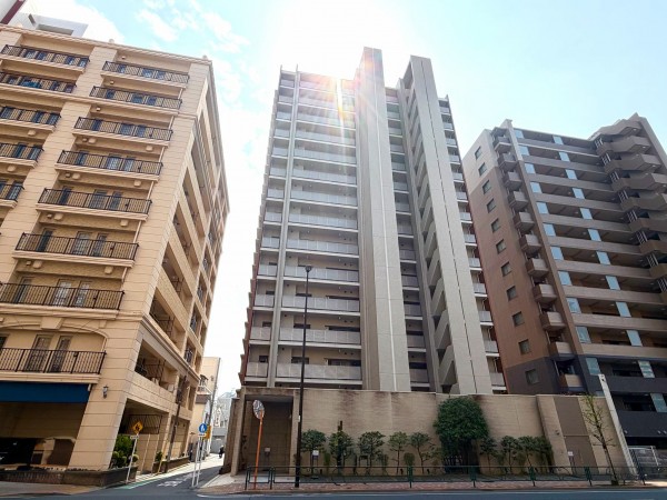 江東区南砂、マンションの外観画像です