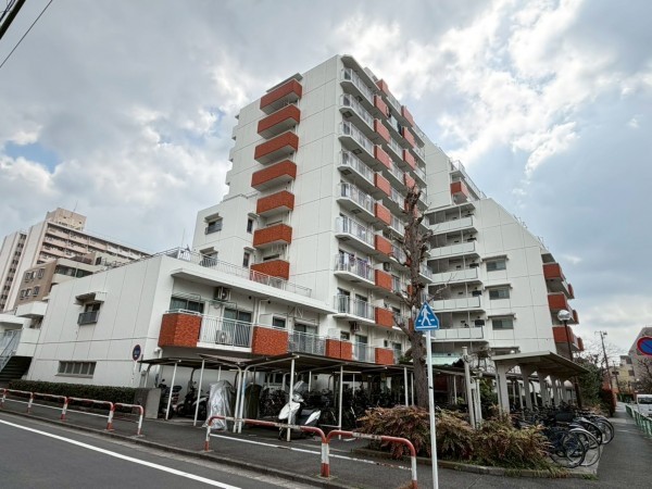 江東区大島、マンションの外観画像です