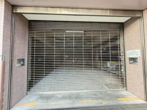 江東区北砂、マンションの駐車場画像です