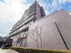 江東区北砂、マンションの外観画像です